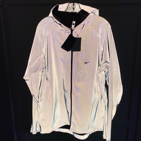 Nike | Jackets & Coats | New Nike Vapor Flash Running Reflective Jacket | Poshmark